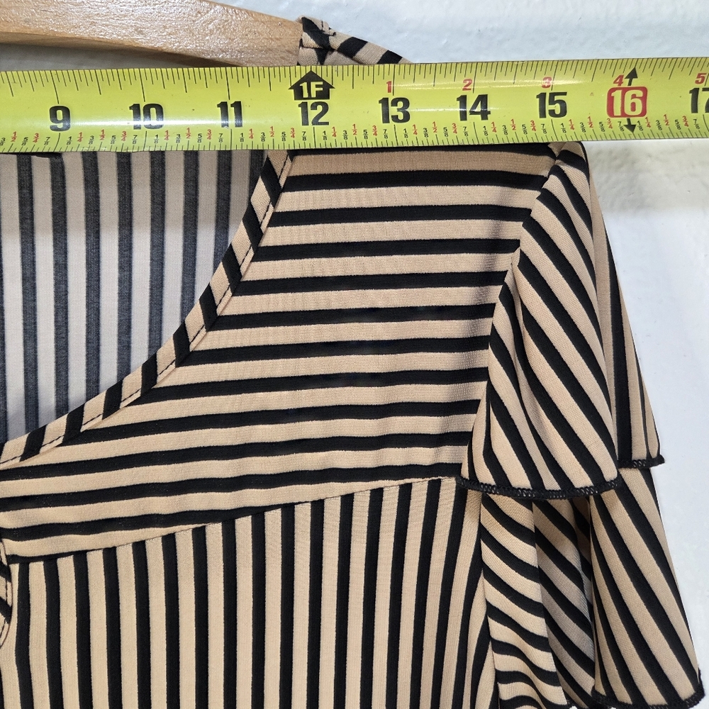 Atelier 29 Blouse Top Size Large Vertical Stiped Ruffle Short Sleeves - Picture 12 of 15